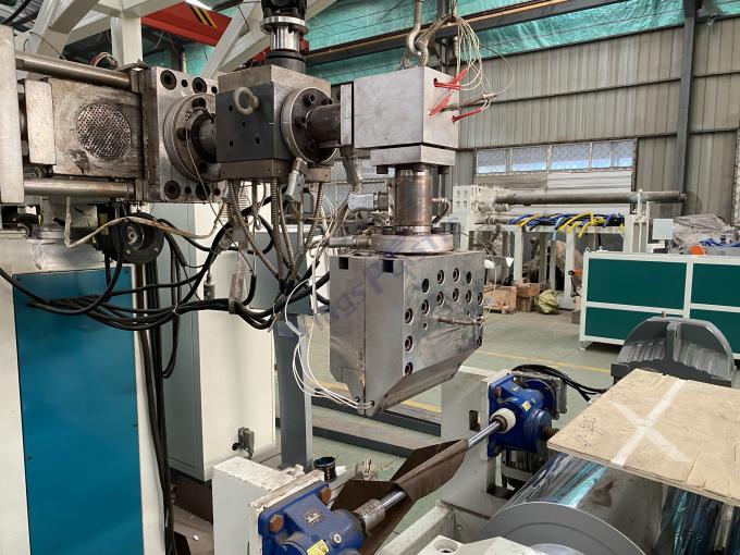 เครื่องผลิตแผ่น PET PS PC เครื่องบดแผ่นผ้าม่านพลาสติกอ่อน 2